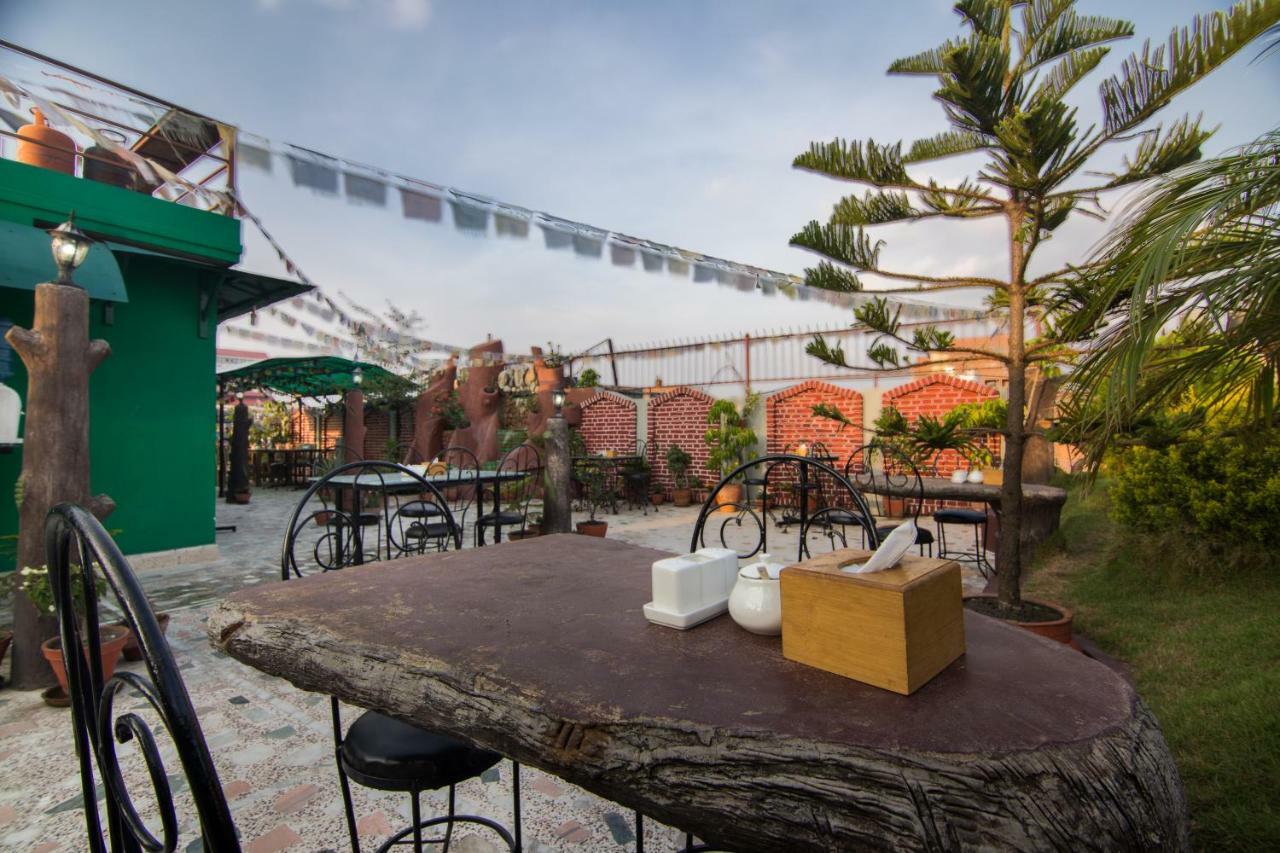 Hotel Family Home Kathmandu Exterior foto