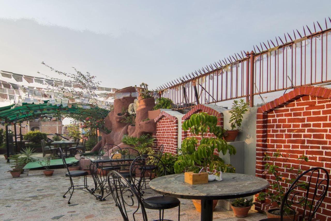 Hotel Family Home Kathmandu Exterior foto